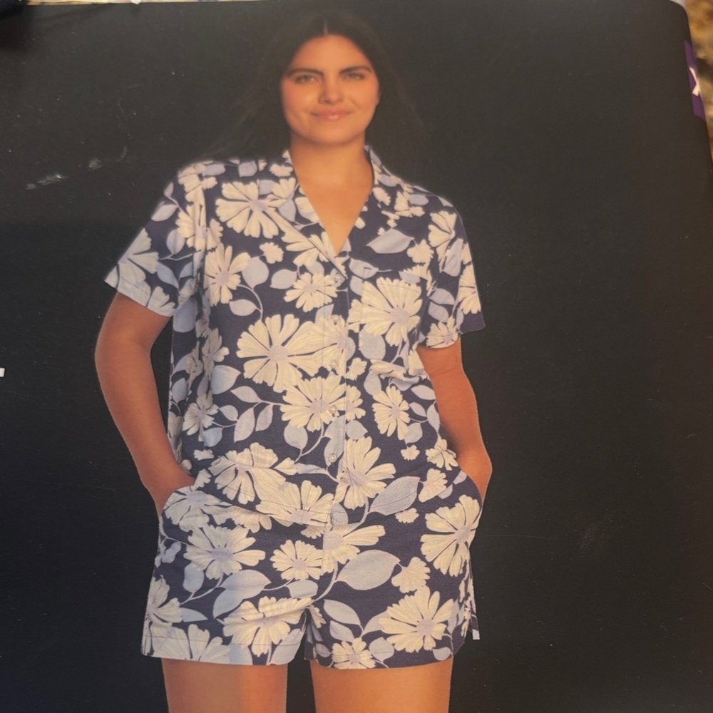 GAP Blue and White Floral Women's Pajama Set